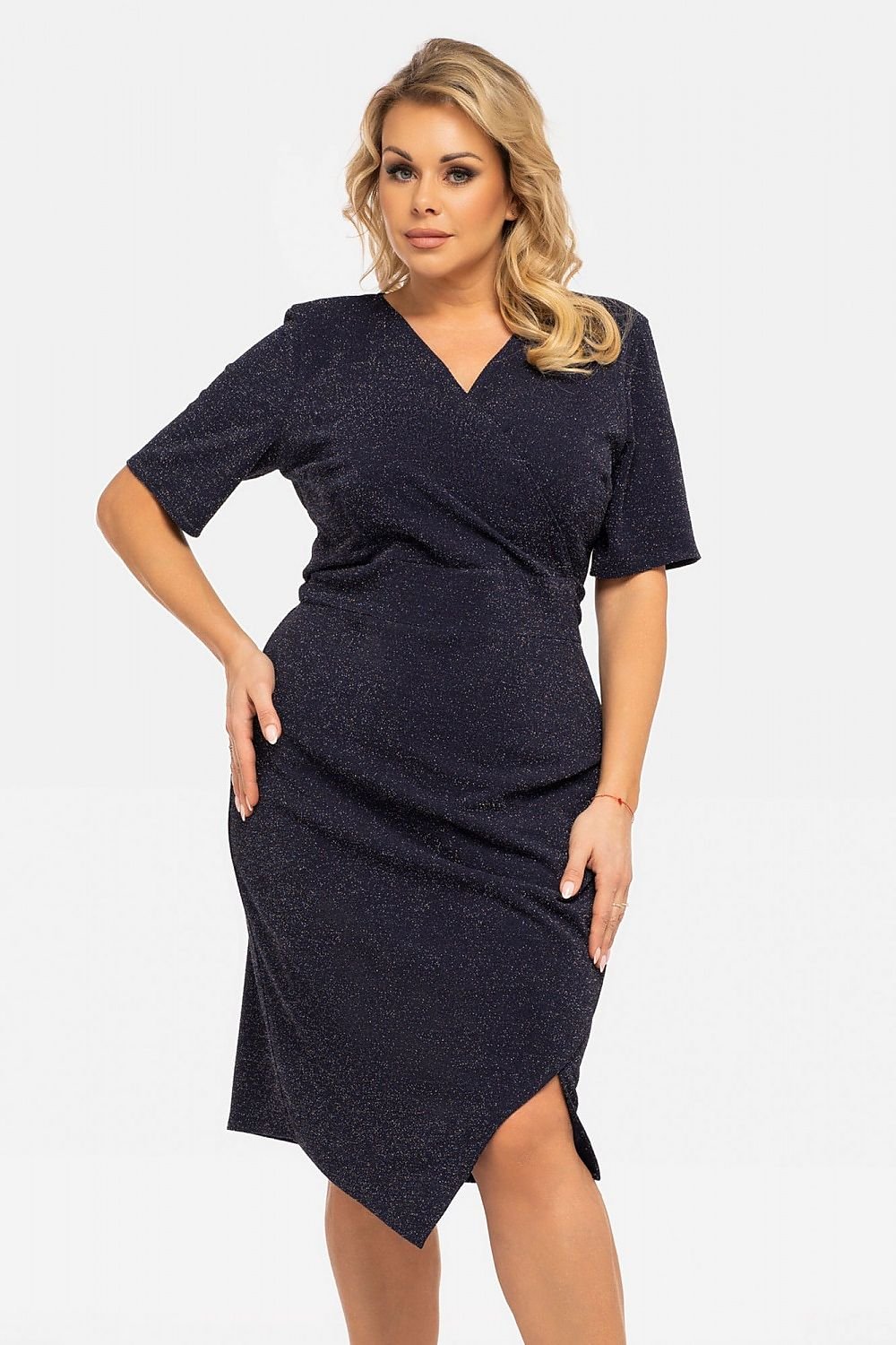 Plus size dress model 190938
